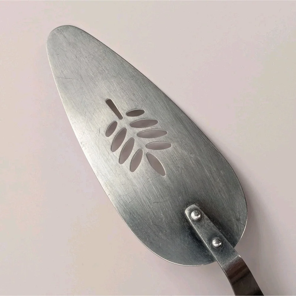 Vintage Flint Arrowhead Stainless Steel Harvest Wheat Handle Pie Cake Server USA